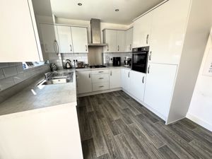 Open Plan Dining Kitchen- click for photo gallery